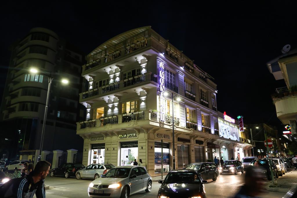 Hotel Monarch Elbasan Bagian luar foto